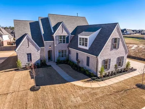 606 Cedar Shadows Cir W, Collierville, TN 38017