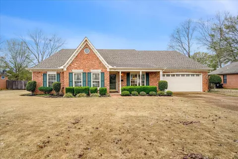 489 Autumn Trail Cv, Collierville, TN 38017