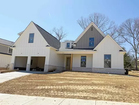 410 Cypress Village Ln, Eads, TN 38028