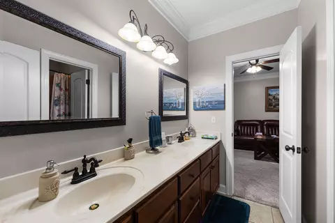 Bath - 3285 Shadowood Ln, Corinth, MS 38834 photo 1 of 3