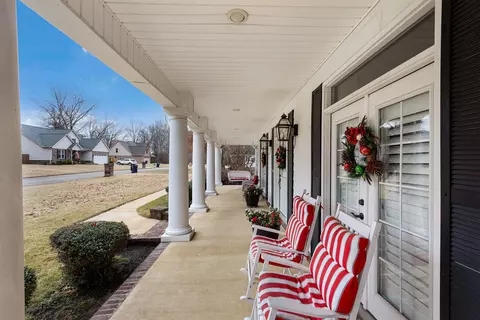 Exterior - 3285 Shadowood Ln, Corinth, MS 38834 photo 4 of 8