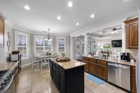 Kitchen - 3285 Shadowood Ln, Corinth, MS 38834 photo 3 of 4