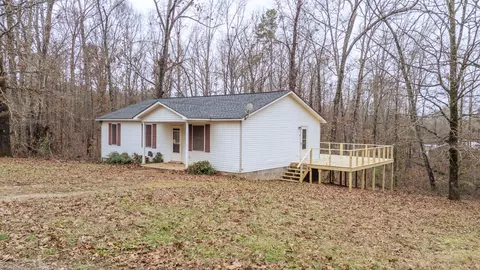 212 Johnson St, Bethel Springs, TN 38315