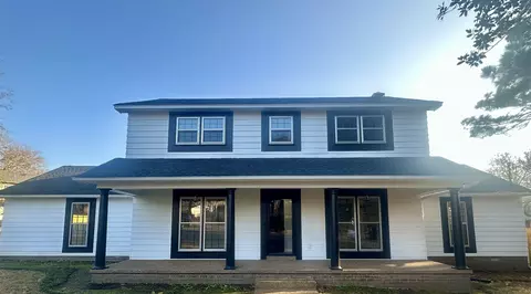 206 Hermitage Pl, Jackson, TN 38305