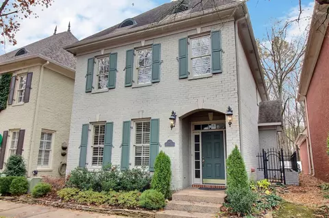 845 Mcferrin Ln, Collierville, TN 38017