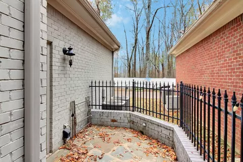 Exterior - 845 Mcferrin Ln, Collierville, TN 38017 photo 3 of 5