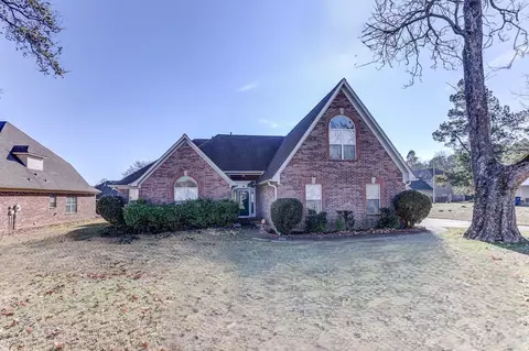 6793 N Hamilton Cir, Olive Branch, MS 38654