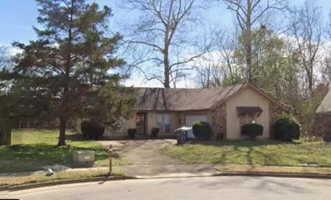 6675 Greenbark Dr, Memphis, TN 38115