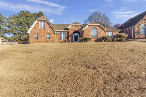 4936 Rivercrest Ln, Bartlett, TN 38135