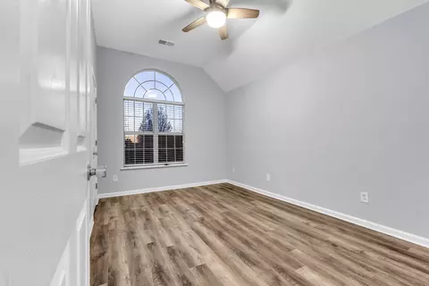 Bedroom - 4936 Rivercrest Ln, Bartlett, TN 38135 photo 2 of 3