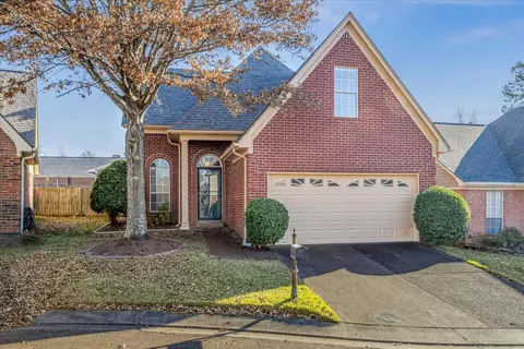 624 E Ashley Glen Cir, Cordova, TN 38018
