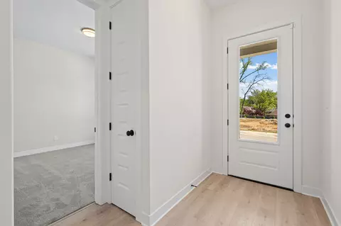 Entry Way - 3133 Mannington Dr, Bartlett, TN 38135 photo 1 of 1