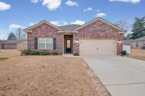 257 Colonial Heights Dr, Munford, TN 38058