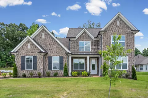 70 Hazel Crest Dr S, Oakland, TN 38060