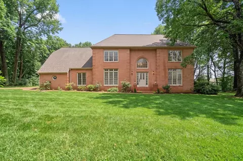 6965 Fox Chase Dr, Southaven, MS 38671