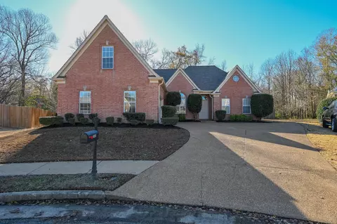 548 Wesley Woods Dr, Cordova, TN 38018