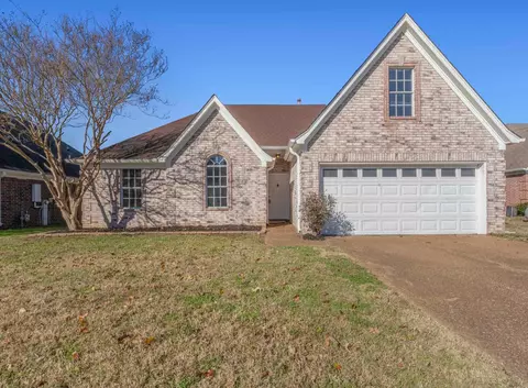 1113 W Red Fern Cir, Cordova, TN 38018
