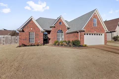 11208 Arlington Trace Dr, Arlington, TN 38002