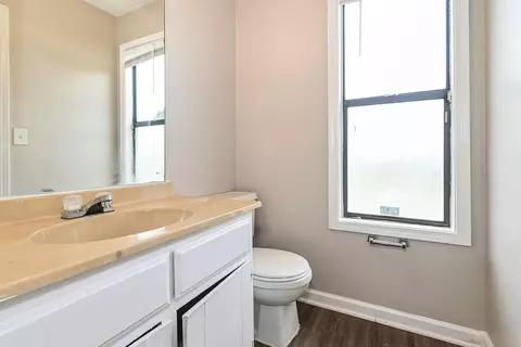 Bath - 5003 Deneen Dr, Memphis, TN 38109 photo 2 of 2