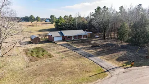 120 Welcome Ussery Dr, Saulsbury, TN 38067