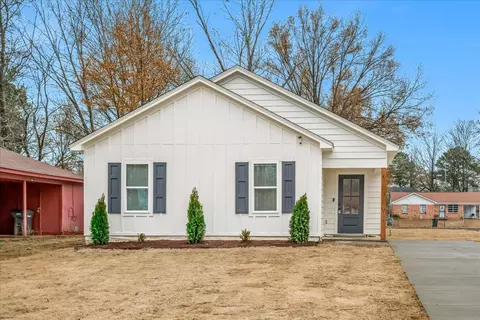 5186 Broken Oak Dr, Memphis, TN 38127