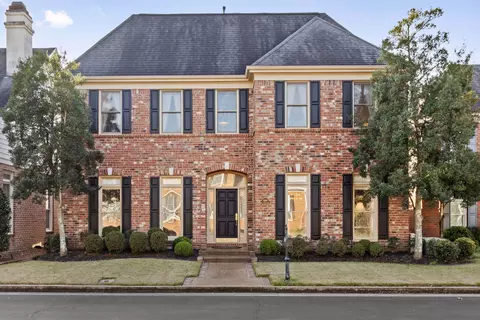 7999 Willow Brook Rd, Germantown, TN 38138