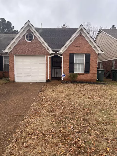 1531 Beaver Trail Dr, Cordova, TN 38016