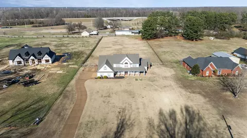 7190 Linnie Cv, Arlington, TN 38002