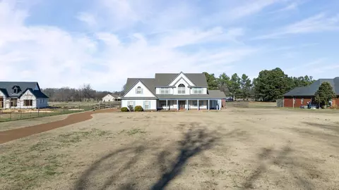 7190 Linnie Cv, Arlington, TN 38002