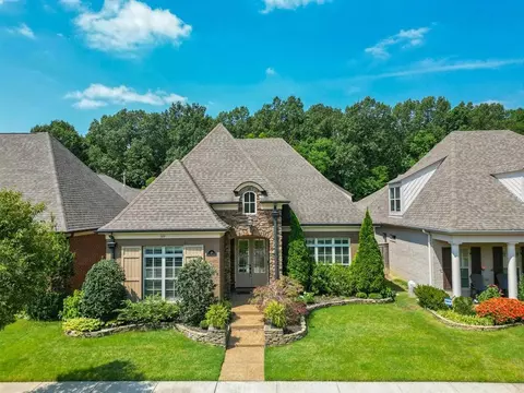 389 Tarren Mill Cir, Collierville, TN 38017