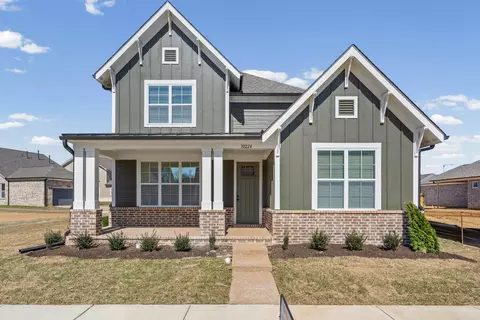 10224 Louanne Dr, Collierville, TN 38017