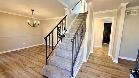 Entry Way - 6069 Bluesprings Ave, Bartlett, TN 38134 photo 2 of 2