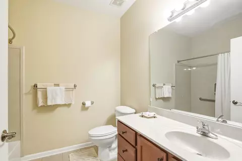 Bath - 43 Peyton Ridge Cv #40, Collierville, TN 38017 photo 1 of 3