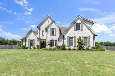 615 Glenshee Dr, Rossville, TN 38066