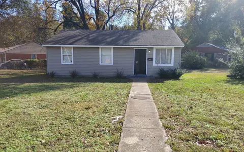 2961 Southwall Cv, Memphis, TN 38114
