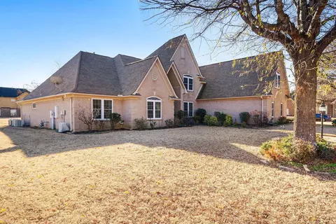 9403 Barkley Manor Cv, Collierville, TN 38017