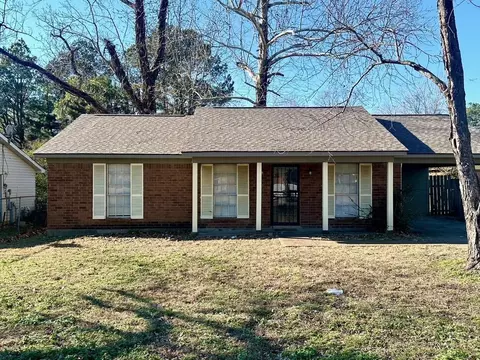 5207 Breckenwood Dr, Memphis, TN 38127