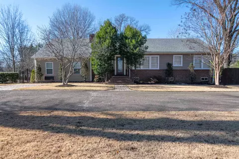 1239 Whitten Rd, Memphis, TN 38134