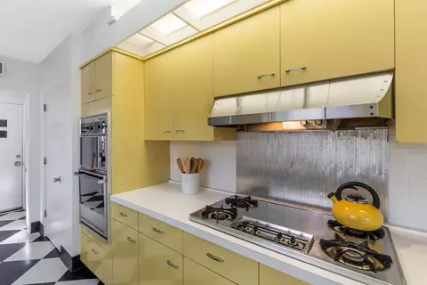 Kitchen - 123 E Cherry Dr, Memphis, TN 38117 photo 2 of 3