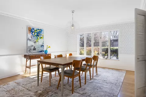 Dining - 123 E Cherry Dr, Memphis, TN 38117 photo 1 of 5