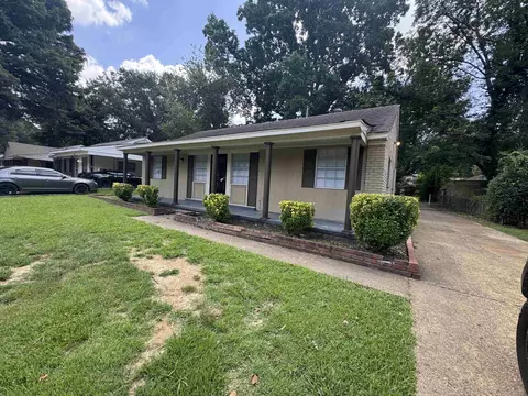 4173 Cottonwood Rd, Memphis, TN 38118