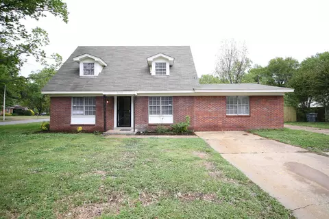 5190 Cottonwood Rd, Memphis, TN 38118
