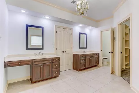 Bath - 608 Roxburgh Dr, Collierville, TN 38017 photo 7 of 8
