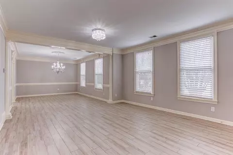 Living - 608 Roxburgh Dr, Collierville, TN 38017 photo 2 of 11