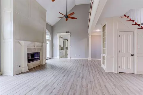 Living - 608 Roxburgh Dr, Collierville, TN 38017 photo 7 of 11