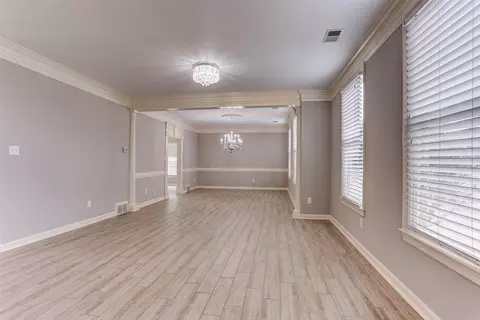 Living - 608 Roxburgh Dr, Collierville, TN 38017 photo 3 of 11