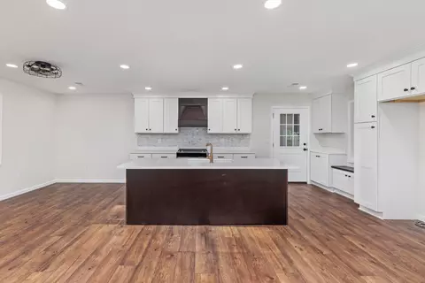 Kitchen - 17 County Road 233 Rd, Corinth, MS 38834 photo 1 of 6