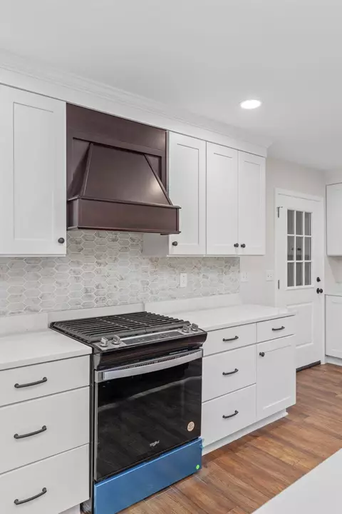 Kitchen - 17 County Road 233 Rd, Corinth, MS 38834 photo 6 of 6