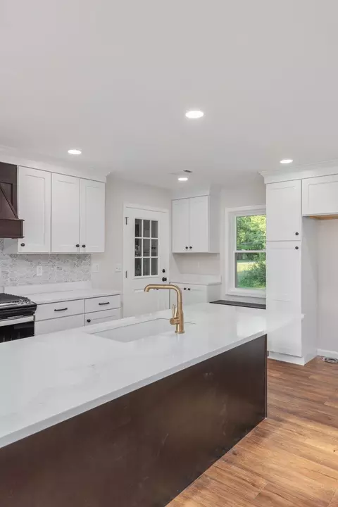 Kitchen - 17 County Road 233 Rd, Corinth, MS 38834 photo 5 of 6