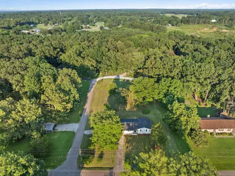 View/Area - 17 County Road 233 Rd, Corinth, MS 38834 photo 14 of 15